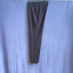 Lafayette women's trousers On the belt without loops Zipper on the side.